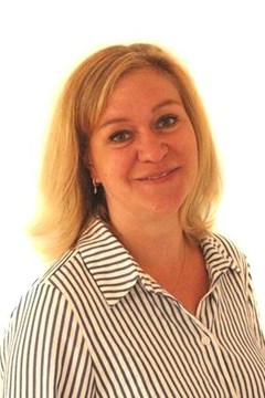 Portraitfoto Frau Nuyken